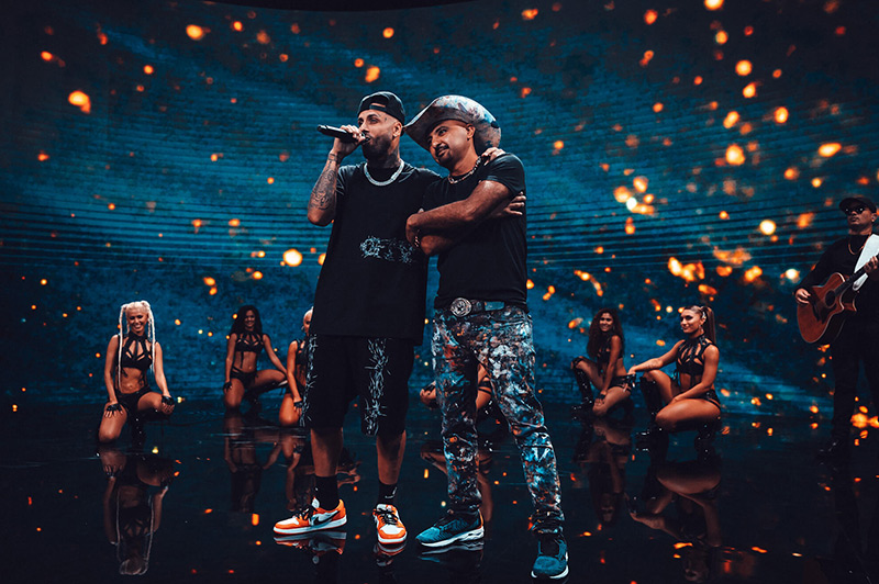 Nicky Jam featuring Houston visual artist, Gonzo247, in the McDonald’s virtual concert.